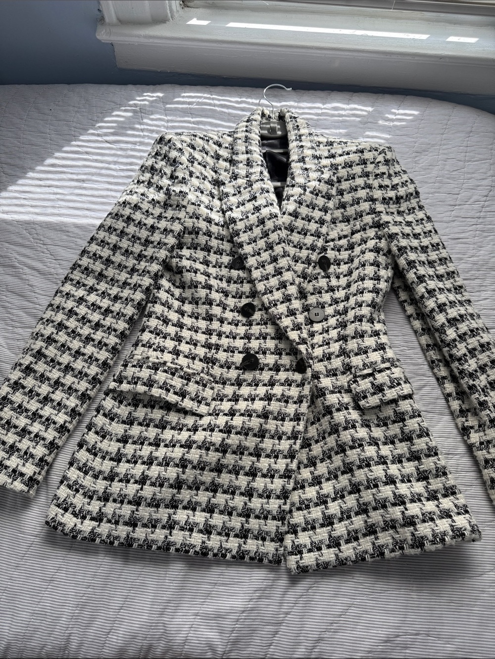 Zara Black and White Houndstooth Double-Breasted Blazer